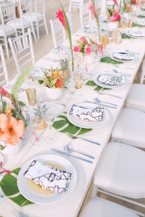 Amazing table settings at Kelly and Kyle's Modern Tropical style wedding